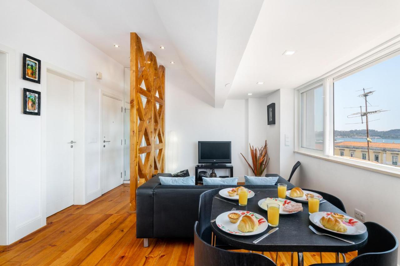 Whome | Premium River View Apartment Лиссабон Экстерьер фото